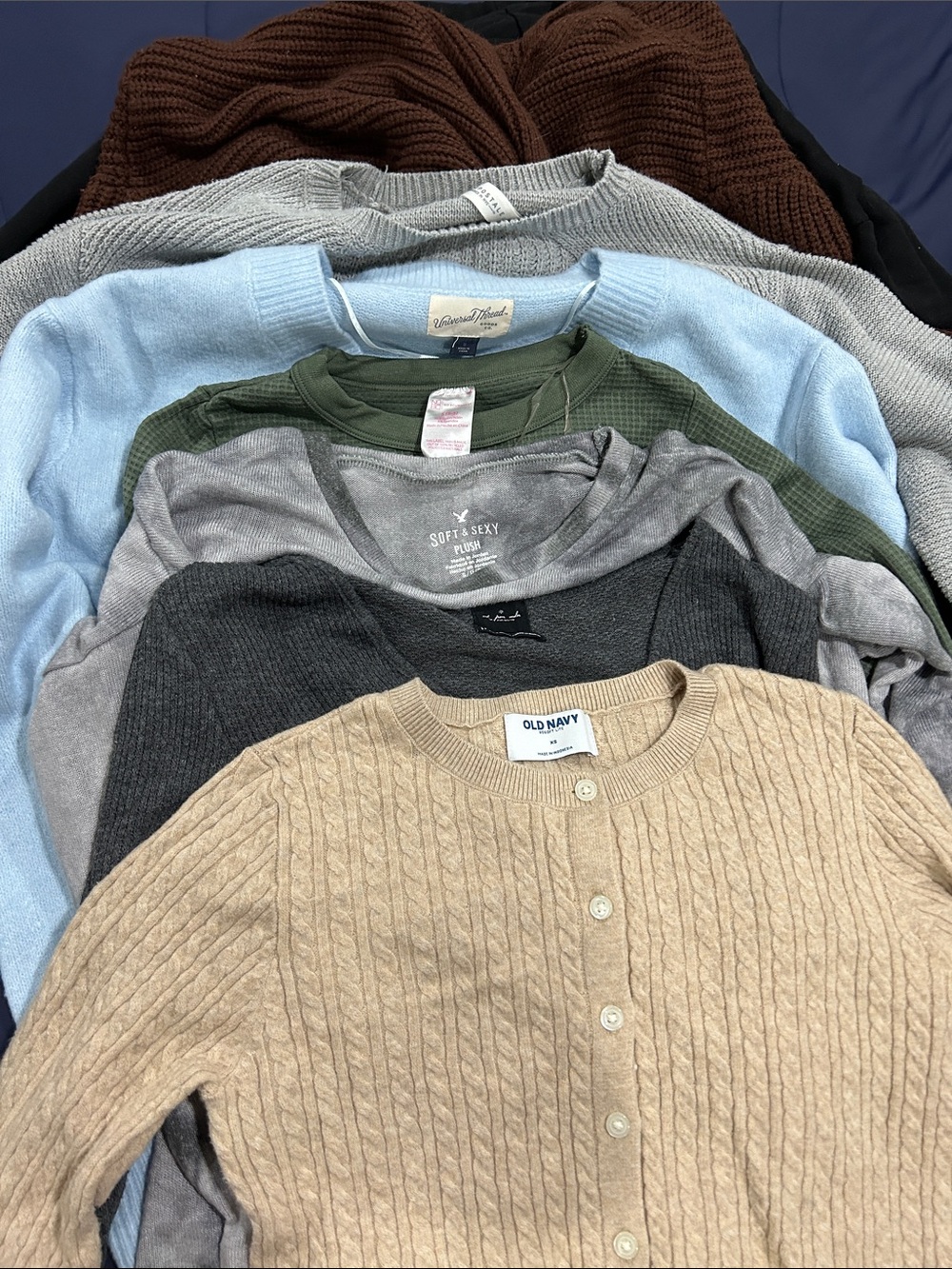 Women’s Long Sleeve Bundle - Picture 1 of 5